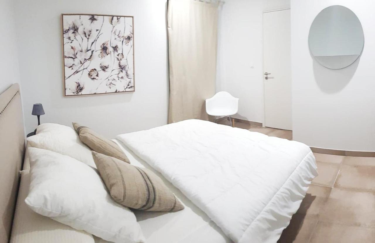 Le Nid Discret Avec Balcon Et Parking Prive Gratuit Leilighet Sarlat-la-Canéda Eksteriør bilde